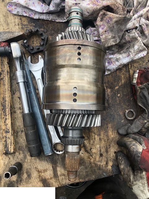 Claas Ranger Matbro - Kosz Skrzyni Biegów - Cutie de viteze și piese pentru Utilaje agricole: Foto 1 Claas Ranger Matbro - Kosz Skrzyni Biegów - Cutie de viteze și piese pentru Utilaje agricole: Foto 1