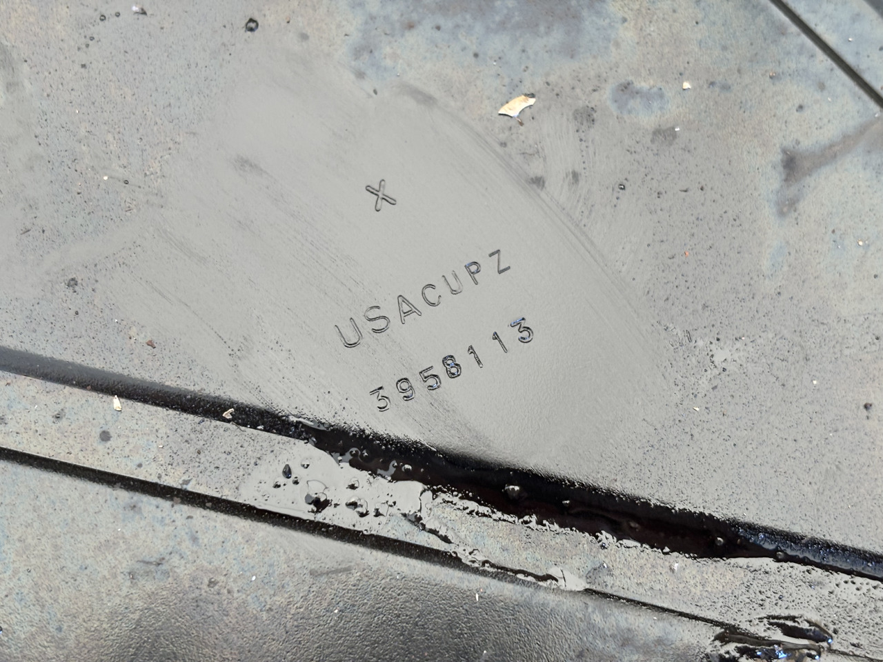 Cummins 6CT 6CT8.3 6C8.3 Pokrywa obudowy rozrządu 3958113 - Motor şi piese: Foto 3 Cummins 6CT 6CT8.3 6C8.3 Pokrywa obudowy rozrządu 3958113 - Motor şi piese: Foto 3