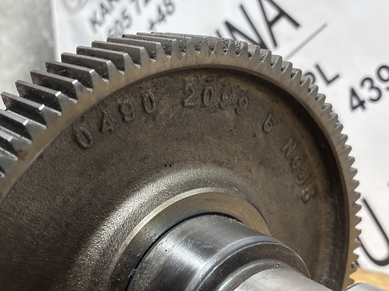 DEUTZ 04909274 04902099 TCD 2013 L6 4V / TCD 7.8 L6 Wałek Rozrządu - Axa cu came pentru Utilaje agricole: Foto 2 DEUTZ 04909274 04902099 TCD 2013 L6 4V / TCD 7.8 L6 Wałek Rozrządu - Axa cu came pentru Utilaje agricole: Foto 2