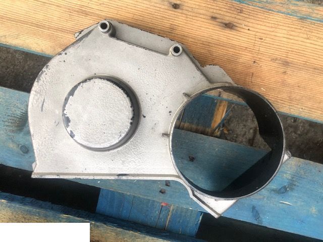 Deutz f4l1011 - Łapa Silnika - Suport motor pentru Utilaje agricole: Foto 3 Deutz f4l1011 - Łapa Silnika - Suport motor pentru Utilaje agricole: Foto 3