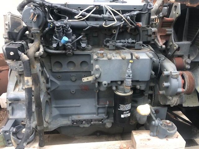 Deutz tcd 2013 L04 2V - Motor pentru Utilaje agricole: Foto 2 Deutz tcd 2013 L04 2V - Motor pentru Utilaje agricole: Foto 2