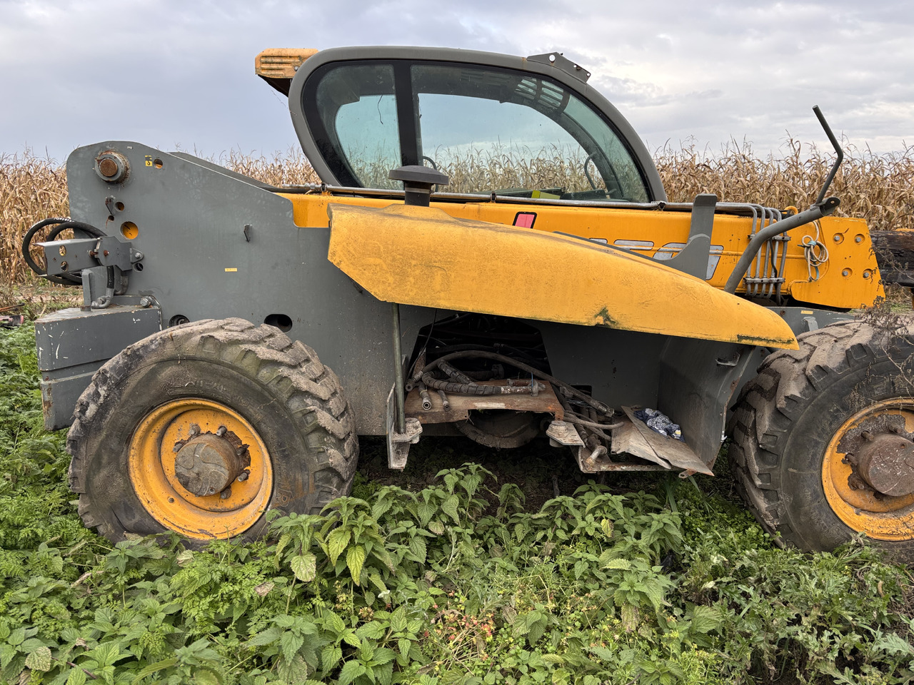 Dieci 185 - Ładowarka Teleskopowa - Kabina Szyba Dach - Fereastră și piese pentru Stivuitor telescopic: Foto 3 Dieci 185 - Ładowarka Teleskopowa - Kabina Szyba Dach - Fereastră și piese pentru Stivuitor telescopic: Foto 3