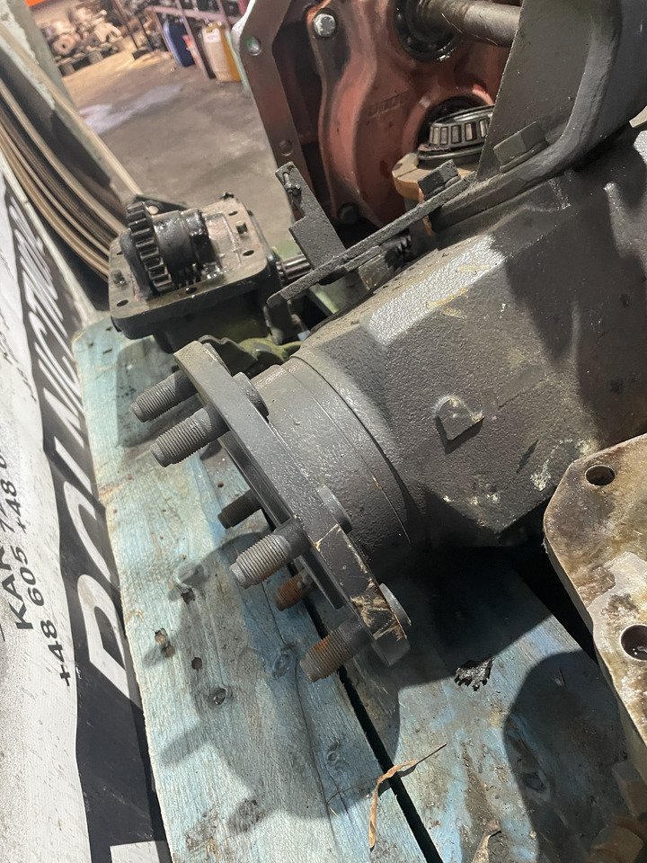 Fiat Agri 70-90, 90, 93, 94 - zwolnica - Transmisie finală pentru Utilaje agricole: Foto 3 Fiat Agri 70-90, 90, 93, 94 - zwolnica - Transmisie finală pentru Utilaje agricole: Foto 3