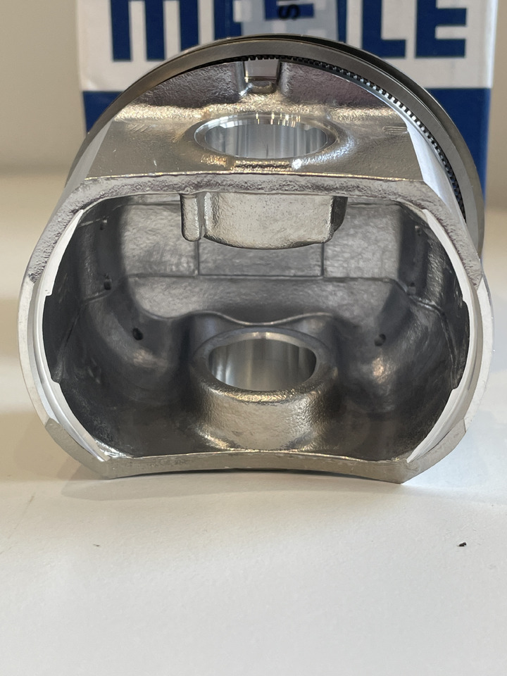 Fiat Seicento Cinquecento Sporting 1,1 - tłok nadwymiar 0,40 Mahle 0093601 - Piston/ Inel/ Bucşă pentru Automobil: Foto 4 Fiat Seicento Cinquecento Sporting 1,1 - tłok nadwymiar 0,40 Mahle 0093601 - Piston/ Inel/ Bucşă pentru Automobil: Foto 4