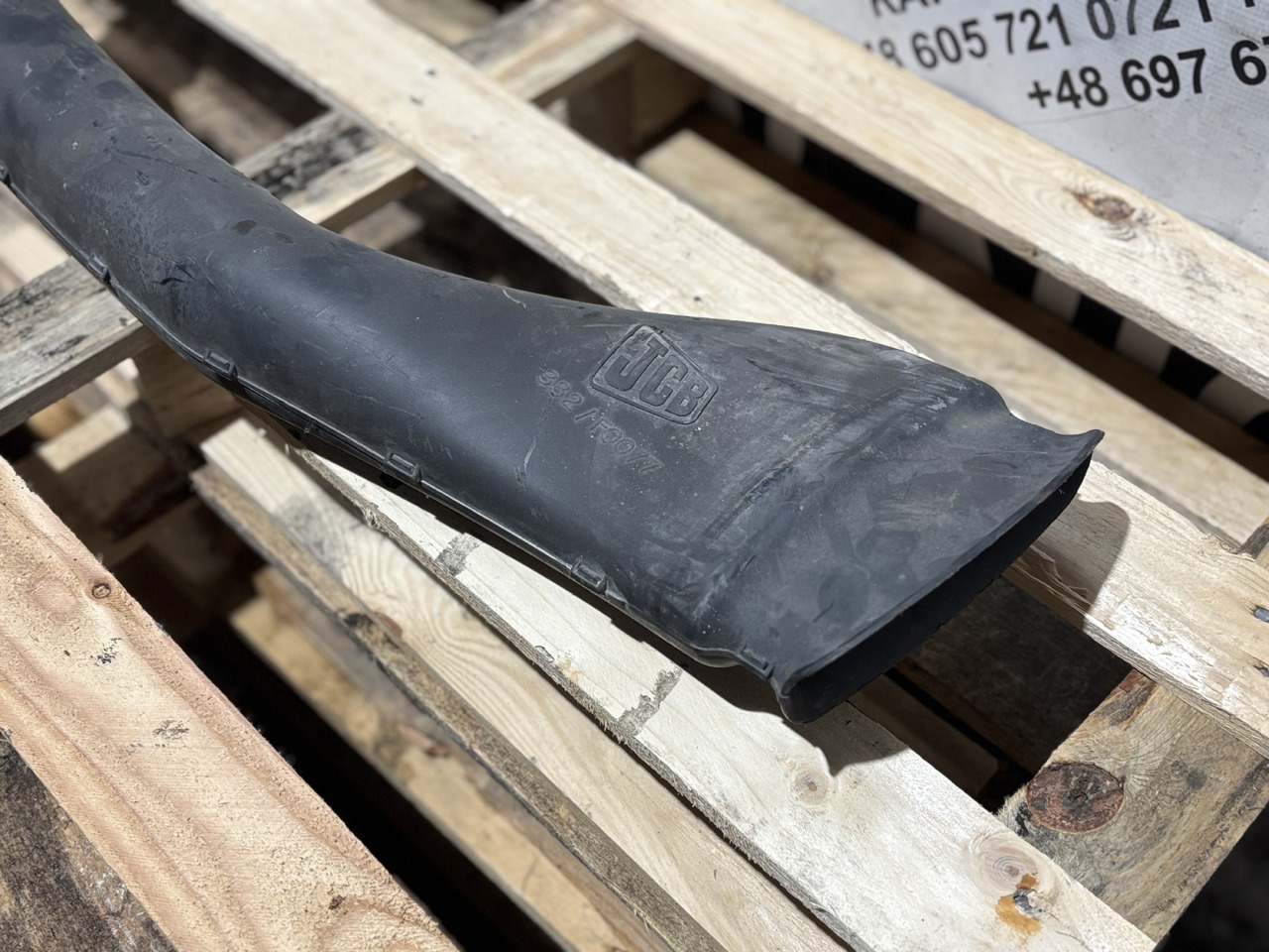 JCB 332/F0077 Kanał Rura Wlotowa - Conductă admisie pentru Utilaje constructii: Foto 3 JCB 332/F0077 Kanał Rura Wlotowa - Conductă admisie pentru Utilaje constructii: Foto 3