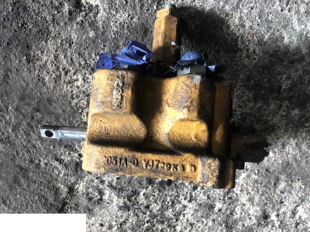 JCB 3cx 4cx - Rozdzielacz Wysuwu Ramienia - Supapa hidraulica pentru Buldoexcavator: Foto 5 JCB 3cx 4cx - Rozdzielacz Wysuwu Ramienia - Supapa hidraulica pentru Buldoexcavator: Foto 5