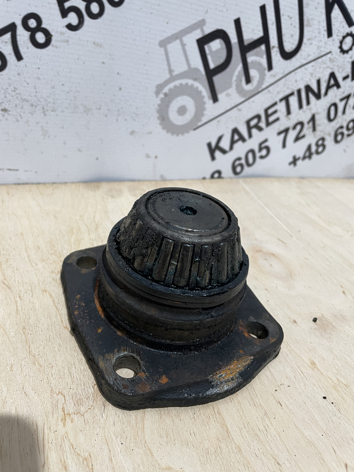JCB 531-70 540-70 530-70 - mocowanie zwrotnicy zwrotnica 458/20061 - Fuzeta pentru Utilaje agricole: Foto 2 JCB 531-70 540-70 530-70 - mocowanie zwrotnicy zwrotnica 458/20061 - Fuzeta pentru Utilaje agricole: Foto 2