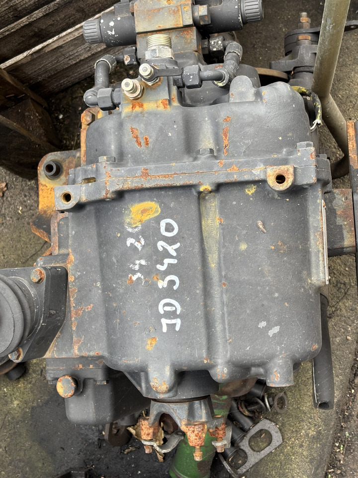 John Deere 3200 3215 3220 3415 3420 Skrzynia Biegów TURNER COM-T4-2030 AZ54187 - Cutie de viteze pentru Utilaje agricole: Foto 3 John Deere 3200 3215 3220 3415 3420 Skrzynia Biegów TURNER COM-T4-2030 AZ54187 - Cutie de viteze pentru Utilaje agricole: Foto 3