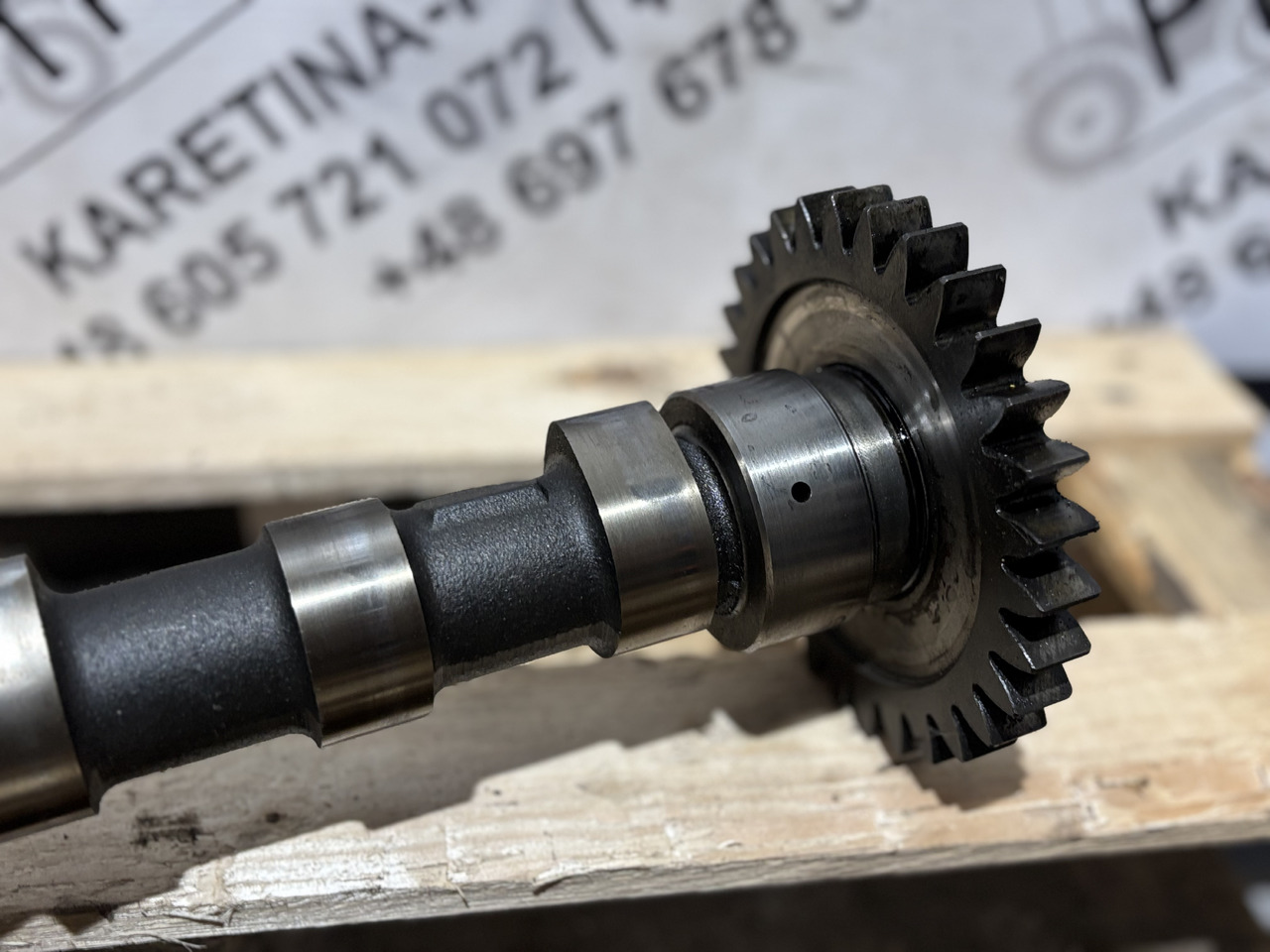 John Deere 6081 7700 7800 8200 8300 9100 Wałek Rozrządu R120872 R104589 - Axa cu came pentru Utilaje agricole: Foto 1 John Deere 6081 7700 7800 8200 8300 9100 Wałek Rozrządu R120872 R104589 - Axa cu came pentru Utilaje agricole: Foto 1