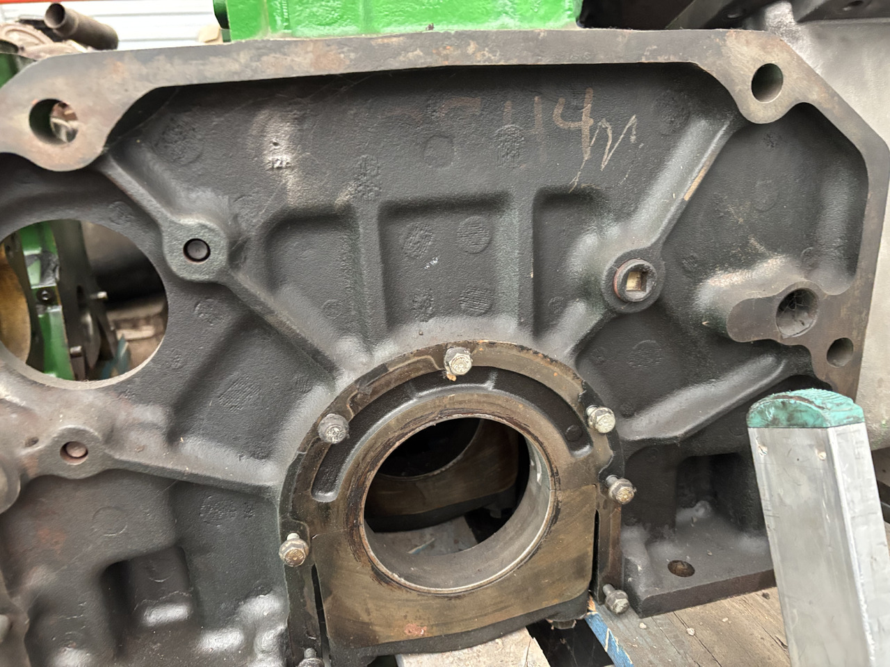 John Deere 6125 Silnik Blok CZĘŚCI R517076 R518736 R518737 - Motor şi piese pentru Utilaje agricole: Foto 3 John Deere 6125 Silnik Blok CZĘŚCI R517076 R518736 R518737 - Motor şi piese pentru Utilaje agricole: Foto 3
