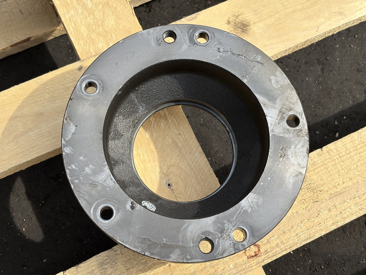 John Deere 6630 Obudowa łożyska bez łożyska L77138 - Butuc pentru Utilaje agricole: Foto 3 John Deere 6630 Obudowa łożyska bez łożyska L77138 - Butuc pentru Utilaje agricole: Foto 3