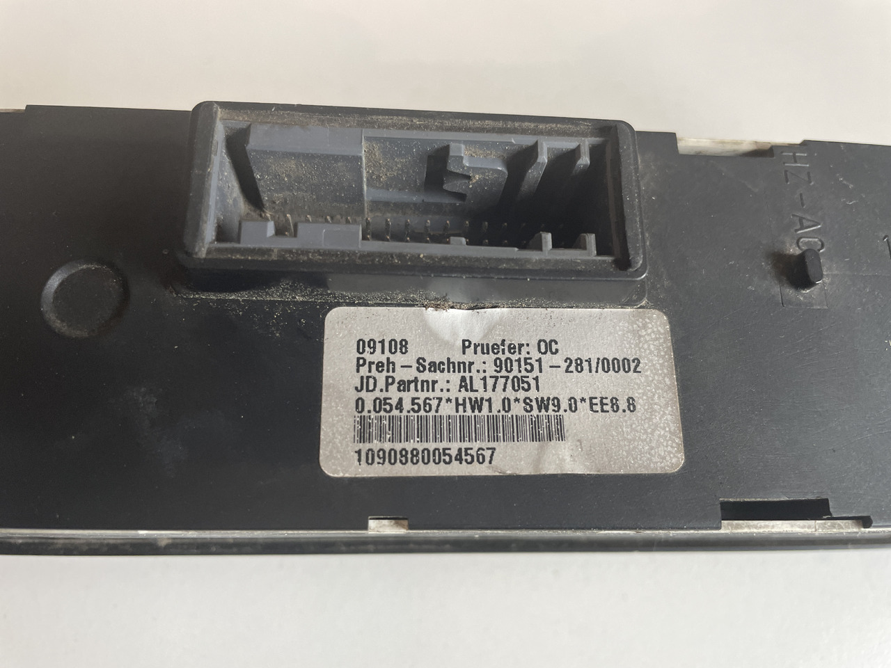 John Deere 6x30 7x30 - sterownik panel klimatyzacji AL177051 AL200050 - Cabină și interior pentru Utilaje agricole: Foto 2 John Deere 6x30 7x30 - sterownik panel klimatyzacji AL177051 AL200050 - Cabină și interior pentru Utilaje agricole: Foto 2