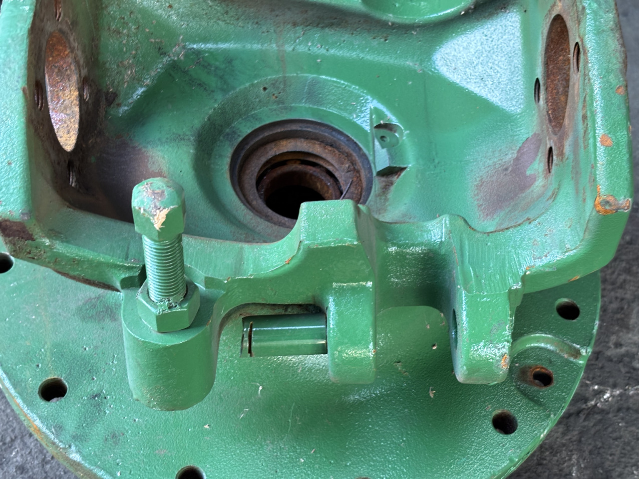 John Deere 7RXXX 7R330 7R 330 Zwrotnica Przegub Piasta R301661 RE592905 R135866 - Fuzeta pentru Utilaje agricole: Foto 2 John Deere 7RXXX 7R330 7R 330 Zwrotnica Przegub Piasta R301661 RE592905 R135866 - Fuzeta pentru Utilaje agricole: Foto 2