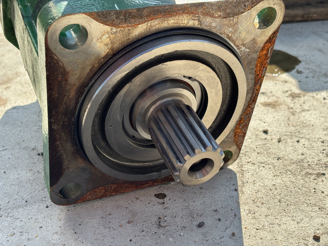 John Deere 8200 8400 8600 9500 9800 Hydromotor AXE78687 - Motor hidraulic pentru Utilaje agricole: Foto 5 John Deere 8200 8400 8600 9500 9800 Hydromotor AXE78687 - Motor hidraulic pentru Utilaje agricole: Foto 5