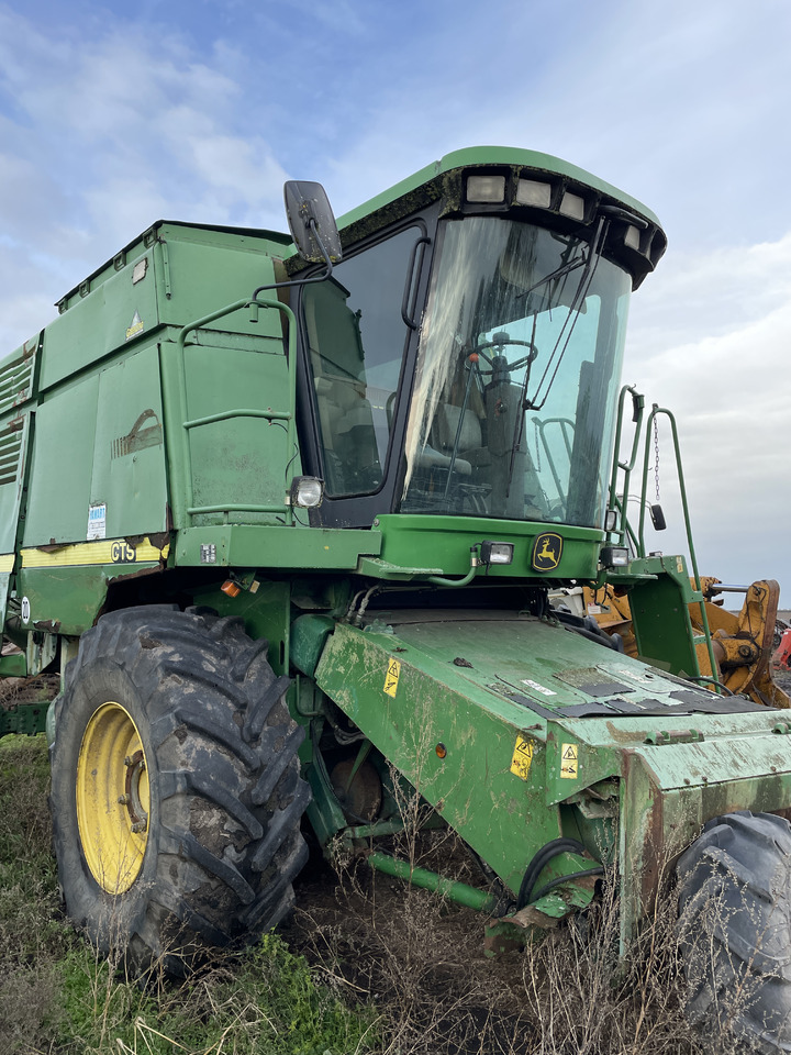 John Deere CTS - podajnik poziomy - drzwi AH130202 - Uşă și piese pentru Utilaje agricole: Foto 2 John Deere CTS - podajnik poziomy - drzwi AH130202 - Uşă și piese pentru Utilaje agricole: Foto 2