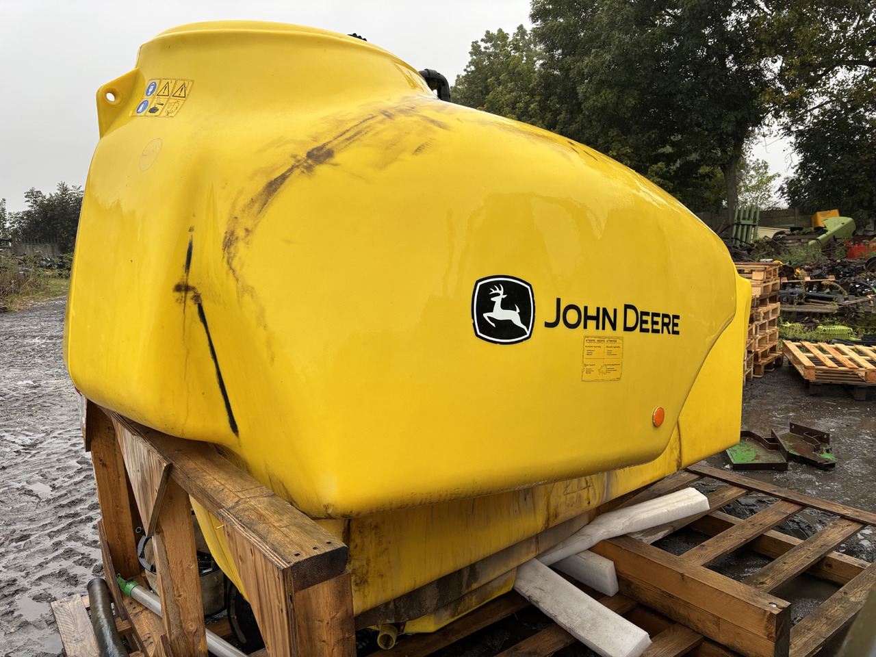 John Deere M740i Zbiornik Opryskiwacz WZW17745 WZ8226404 - Maşină de erbicidat purtata: Foto 4 John Deere M740i Zbiornik Opryskiwacz WZW17745 WZ8226404 - Maşină de erbicidat purtata: Foto 4