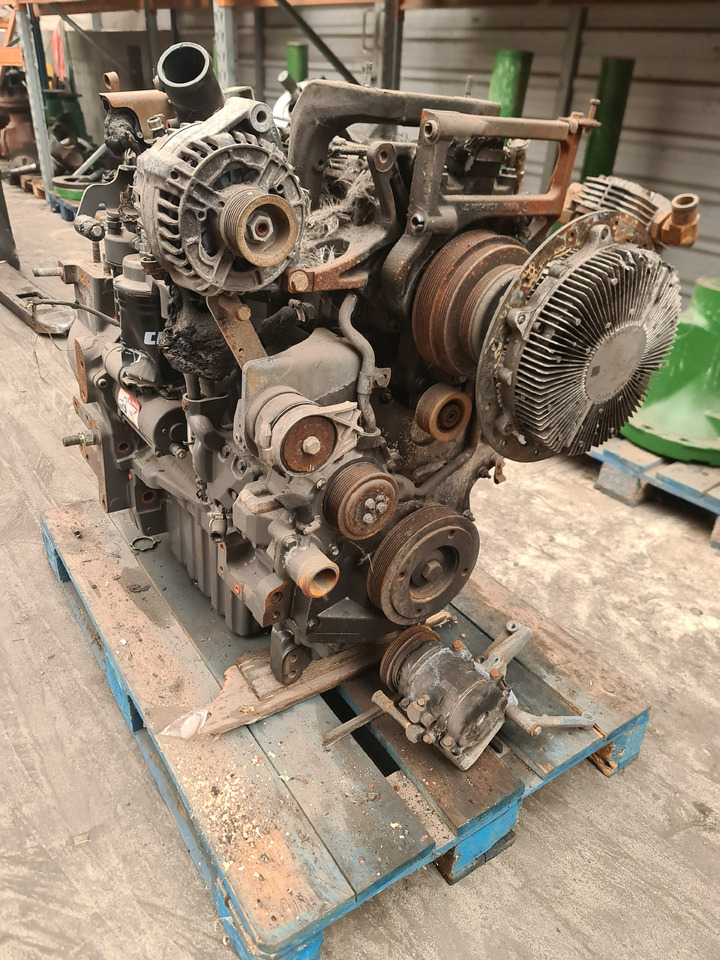 John Deere Silnik 4045HRT09A 4.5L NA CZĘŚCI - Motor pentru Utilaje agricole: Foto 1 John Deere Silnik 4045HRT09A 4.5L NA CZĘŚCI - Motor pentru Utilaje agricole: Foto 1