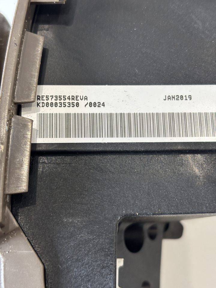 John Deere seria 6000 7000 8000 R - joystick 5-funkcyjny CommandARM RE573554 - Schimbător de viteze pentru Utilaje agricole: Foto 4 John Deere seria 6000 7000 8000 R - joystick 5-funkcyjny CommandARM RE573554 - Schimbător de viteze pentru Utilaje agricole: Foto 4