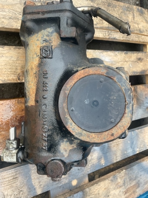 Kolumna kierownicza ZF Setra - Coloană de direcție pentru Utilaje agricole: Foto 1 Kolumna kierownicza ZF Setra - Coloană de direcție pentru Utilaje agricole: Foto 1