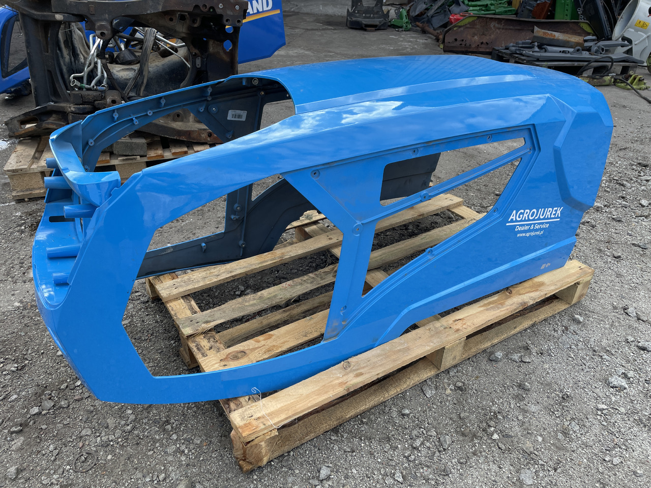 Landini 4-080 2013r. - maska silnika - Capotă pentru Utilaje agricole: Foto 1 Landini 4-080 2013r. - maska silnika - Capotă pentru Utilaje agricole: Foto 1