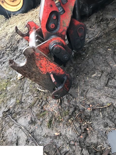 Manitou 626 - Siłownik Wychyłu Łyźki - Cilindru hidraulic pentru Utilaje agricole: Foto 1 Manitou 626 - Siłownik Wychyłu Łyźki - Cilindru hidraulic pentru Utilaje agricole: Foto 1