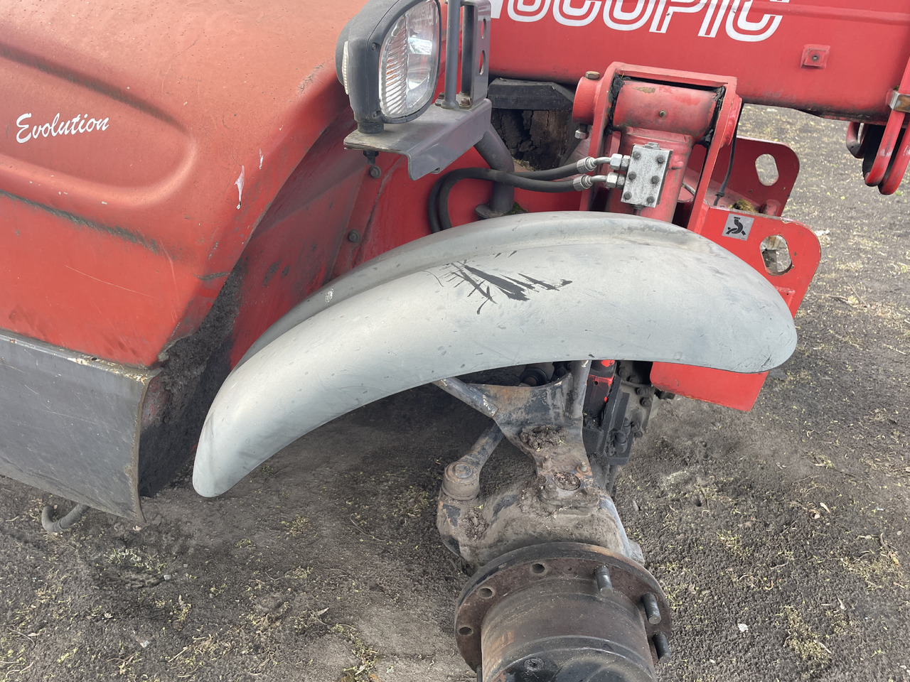 Manitou MHT 860 - części - błotniki drzwi kabina - Uşă și piese pentru Utilaje agricole: Foto 4 Manitou MHT 860 - części - błotniki drzwi kabina - Uşă și piese pentru Utilaje agricole: Foto 4