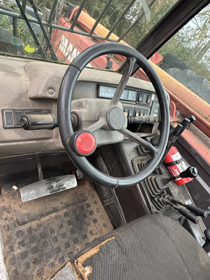 Manitou MT 1740 SLT Ładowarka Teleskopowa Kokpit Elementy Wnętrza Rewers Plastikowe Przyciski Wiązka - Cabină și interior pentru Stivuitor telescopic: Foto 1 Manitou MT 1740 SLT Ładowarka Teleskopowa Kokpit Elementy Wnętrza Rewers Plastikowe Przyciski Wiązka - Cabină și interior pentru Stivuitor telescopic: Foto 1
