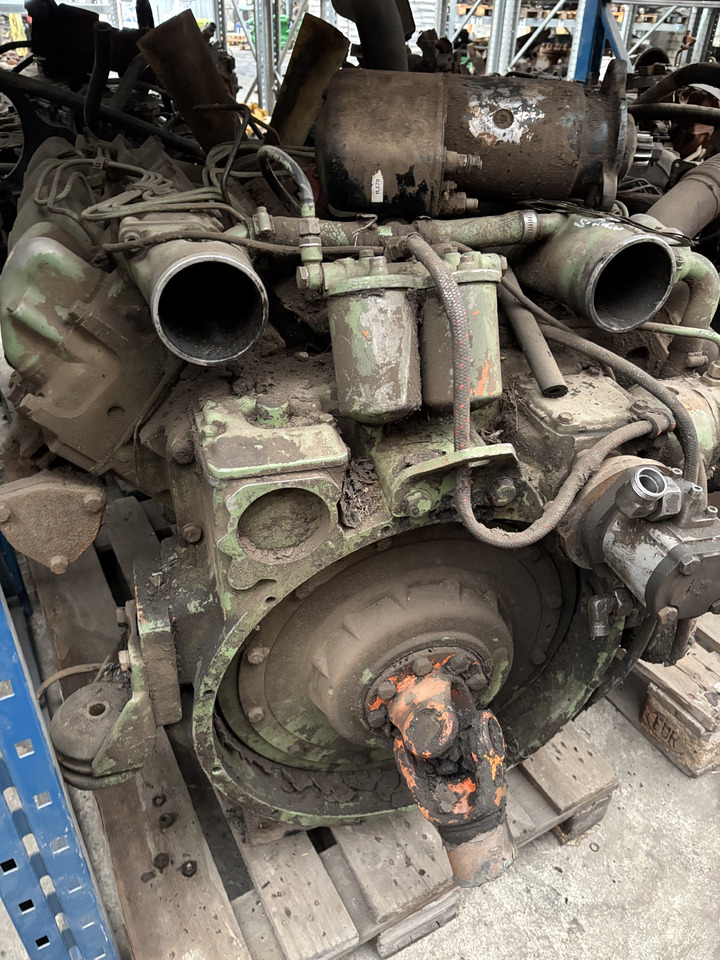 Mercedes Benz V8 OM422 OM 422 Silnik ZF S6-85 Moc 206Kw - Motor pentru Camion: Foto 1 Mercedes Benz V8 OM422 OM 422 Silnik ZF S6-85 Moc 206Kw - Motor pentru Camion: Foto 1