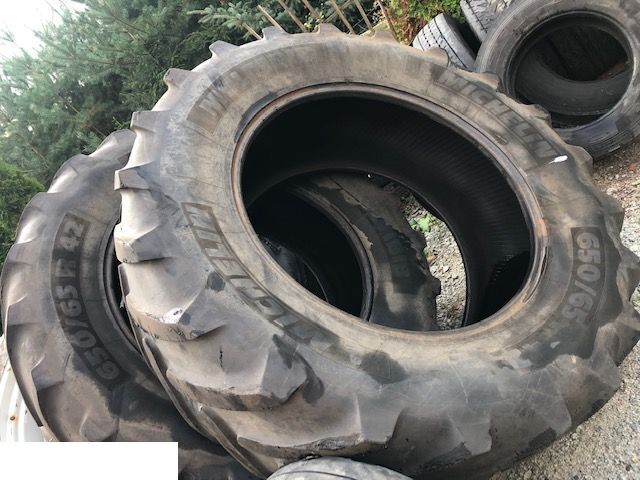 Michelin 650/65 R42 - Anvelopă pentru Utilaje agricole: Foto 2 Michelin 650/65 R42 - Anvelopă pentru Utilaje agricole: Foto 2