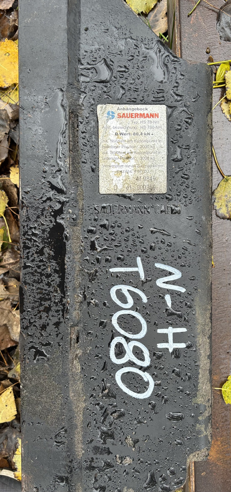 New Holland T6080 Rama Zaczepu Szyna Sauermann HS 78-NH HS 780-NH - Caroserie și exterior pentru Utilaje agricole: Foto 4 New Holland T6080 Rama Zaczepu Szyna Sauermann HS 78-NH HS 780-NH - Caroserie și exterior pentru Utilaje agricole: Foto 4