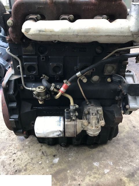Perkins 1004.4 , Perkins AQ31424 - CZĘŚCI - Motor şi piese pentru Utilaje agricole: Foto 1 Perkins 1004.4 , Perkins AQ31424 - CZĘŚCI - Motor şi piese pentru Utilaje agricole: Foto 1