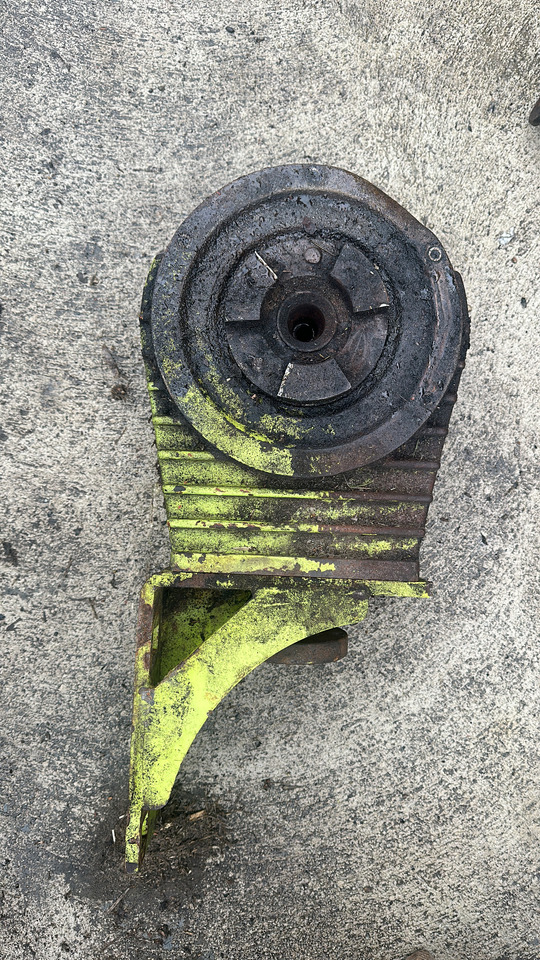 Claas conspeed przekładnia kątowa dolna - Piesă de schimb pentru Heder de recoltat porumb: Foto 1 Claas conspeed przekładnia kątowa dolna - Piesă de schimb pentru Heder de recoltat porumb: Foto 1