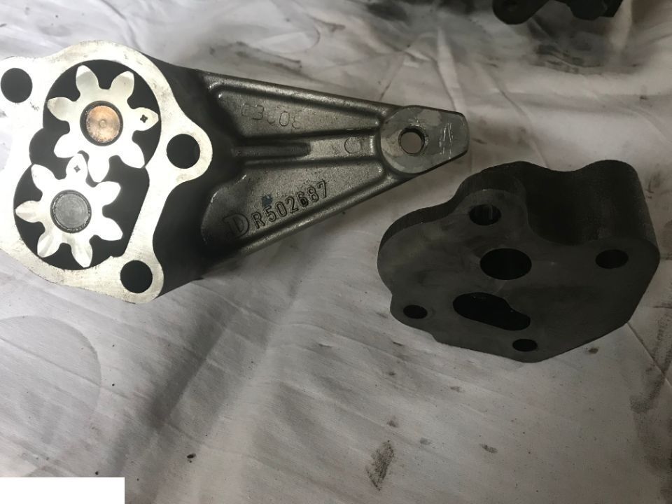 Pompa Olejowa - Silnika John Deere - RE59582 - Pompă de ulei pentru Utilaje agricole: Foto 2 Pompa Olejowa - Silnika John Deere - RE59582 - Pompă de ulei pentru Utilaje agricole: Foto 2