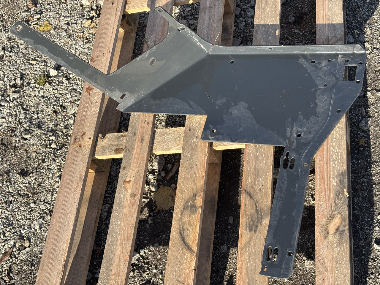 Pottinger Jumbo 7450 Przyczepa Samozbierająca - Obudowa Osłona Klapa Mocowanie - Caroserie și exterior pentru Utilaje agricole: Foto 3 Pottinger Jumbo 7450 Przyczepa Samozbierająca - Obudowa Osłona Klapa Mocowanie - Caroserie și exterior pentru Utilaje agricole: Foto 3