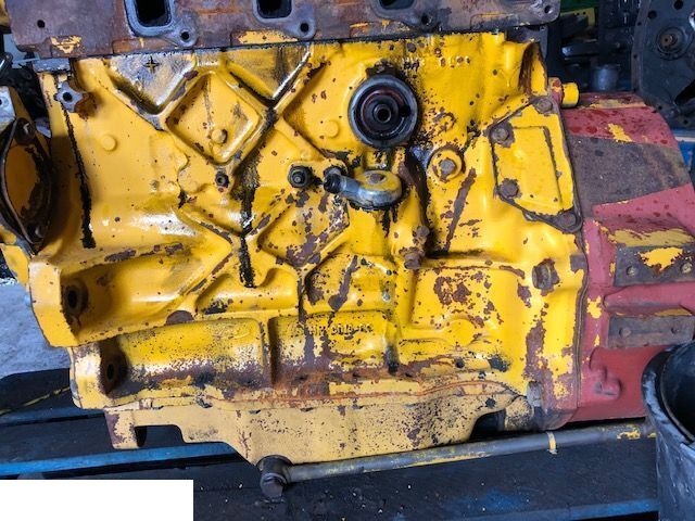 Sanderson Ford BSD 444 k - Blok Cylindrów - Blocul cilindrilor pentru Utilaje agricole: Foto 2 Sanderson Ford BSD 444 k - Blok Cylindrów - Blocul cilindrilor pentru Utilaje agricole: Foto 2