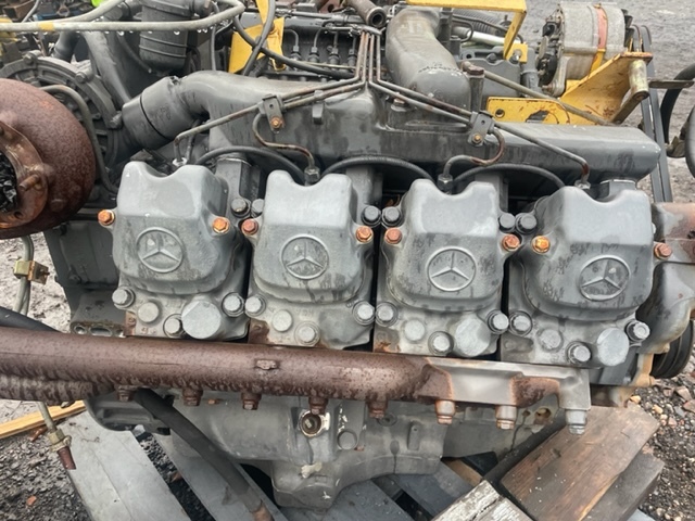 Silnik Mercedes OM442 z kombajnu - Motor pentru Combină de recoltat cereale: Foto 4 Silnik Mercedes OM442 z kombajnu - Motor pentru Combină de recoltat cereale: Foto 4