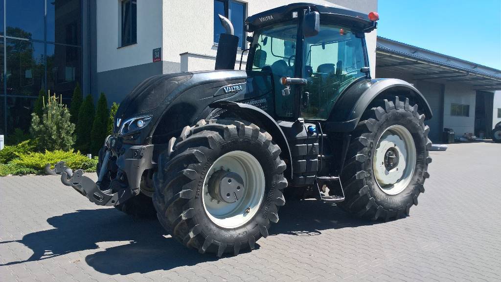 Valtra s324 - Most Przedni - Axă față pentru Utilaje agricole: Foto 1 Valtra s324 - Most Przedni - Axă față pentru Utilaje agricole: Foto 1