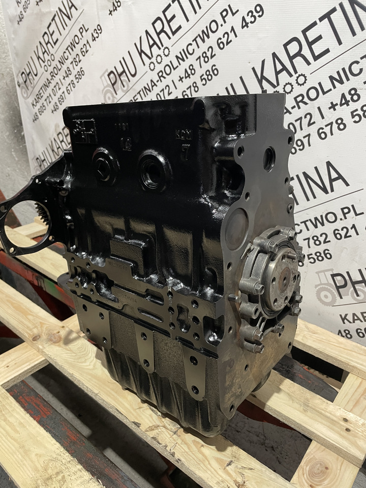 Yanmar 3TNV84 - silnik głowica + blok - Motor şi piese pentru Utilaje agricole: Foto 4 Yanmar 3TNV84 - silnik głowica + blok - Motor şi piese pentru Utilaje agricole: Foto 4