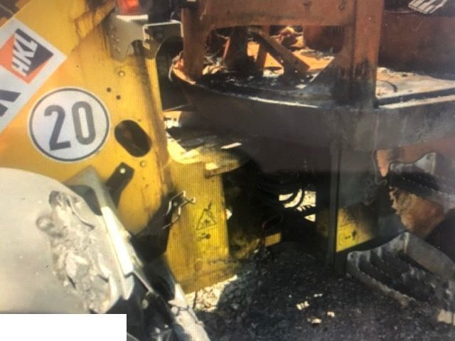 Yanmar V80 - Obudowa Mostu - Punte şi piese pentru Utilaje agricole: Foto 2 Yanmar V80 - Obudowa Mostu - Punte şi piese pentru Utilaje agricole: Foto 2