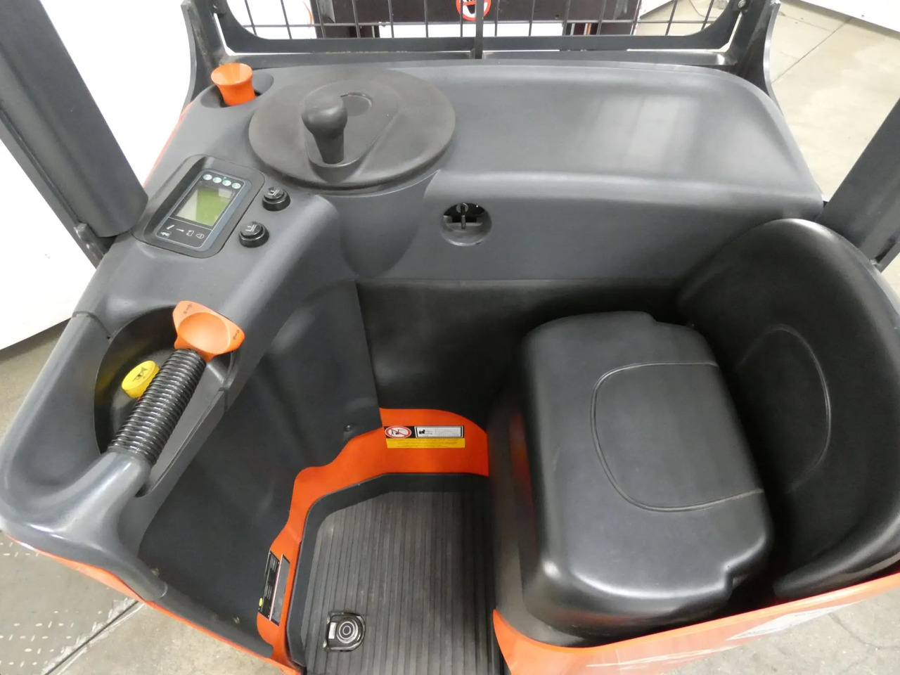 Linde L12LS - Transpalet la mare înălţime: Foto 3 Linde L12LS - Transpalet la mare înălţime: Foto 3