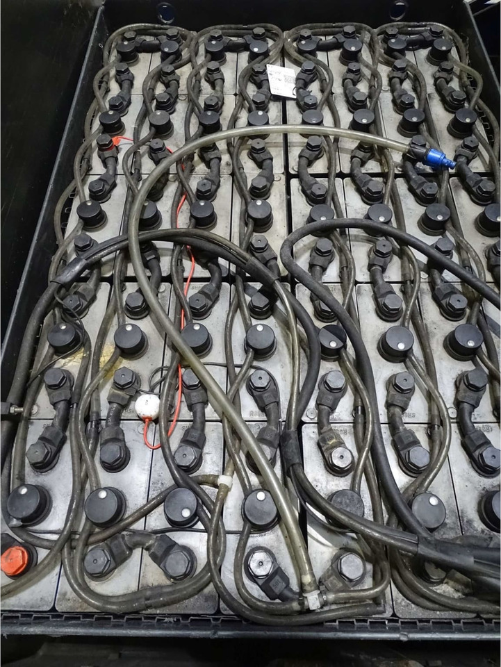 Linde P250 - Tractor electric: Foto 4 Linde P250 - Tractor electric: Foto 4