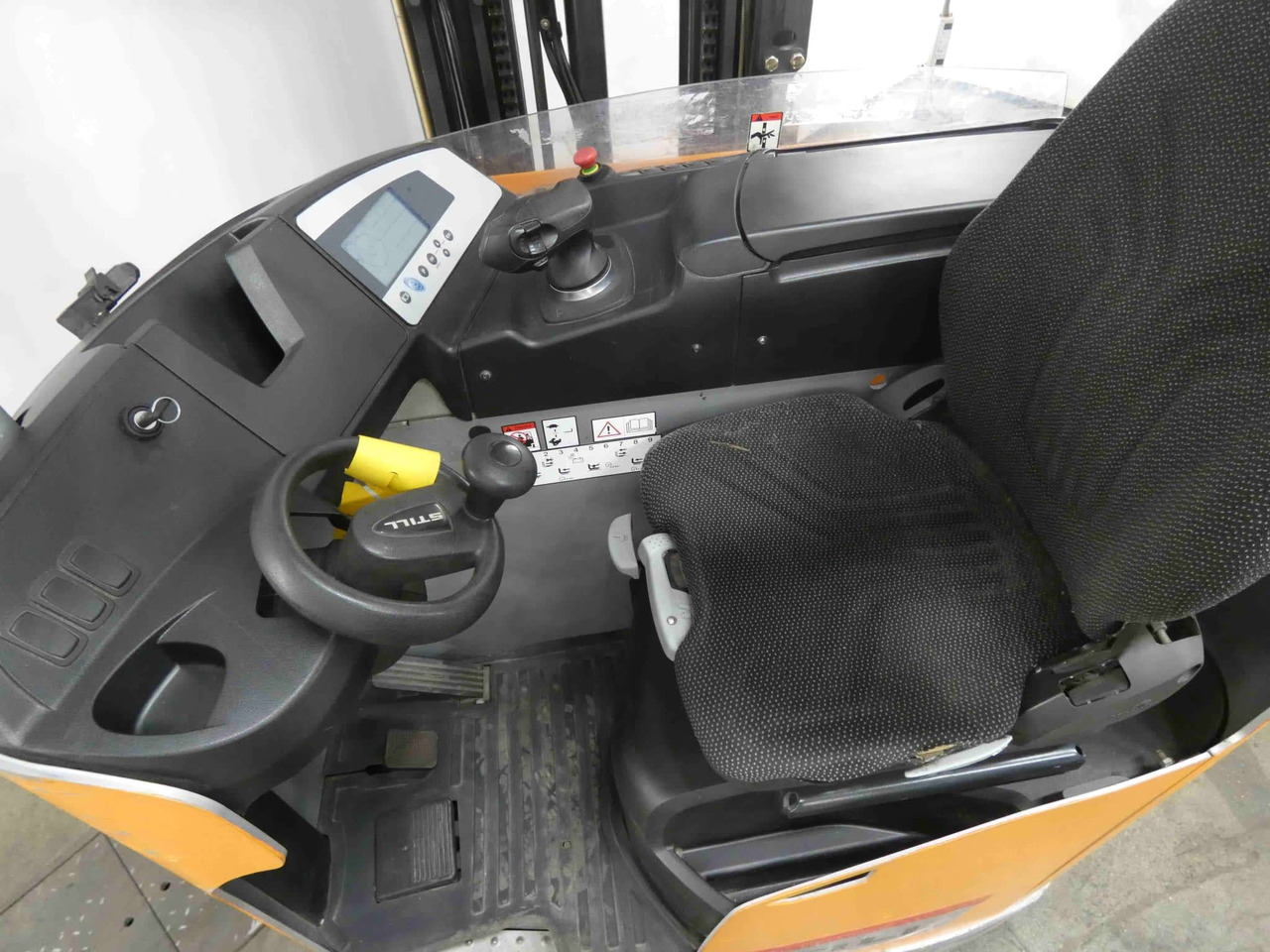 STILL FM-X14 - Stivuitor cu catarg retractabil: Foto 4 STILL FM-X14 - Stivuitor cu catarg retractabil: Foto 4