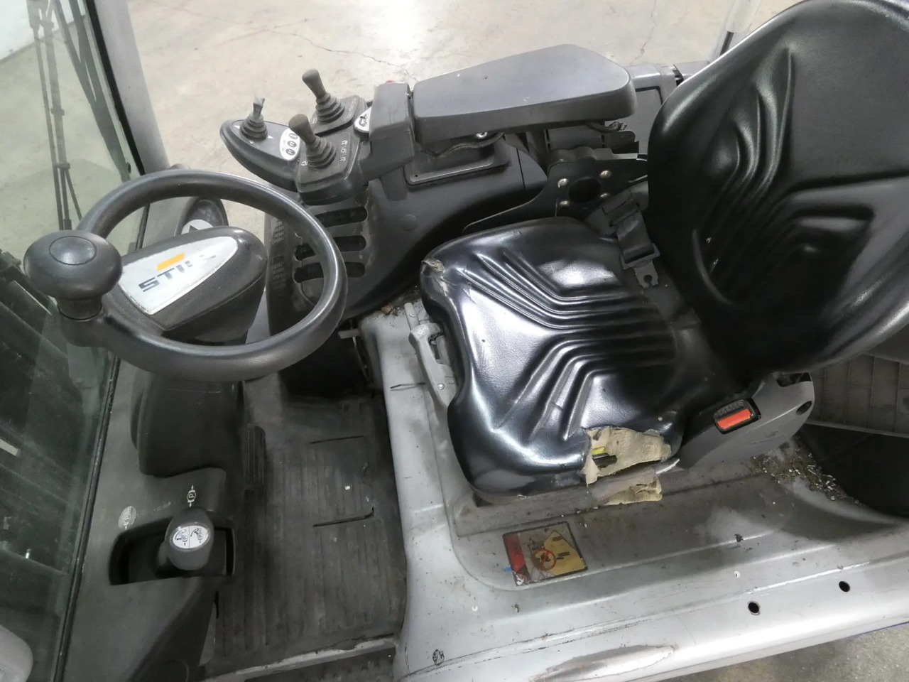 STILL RX20-20P - Electrostivuitor: Foto 3 STILL RX20-20P - Electrostivuitor: Foto 3