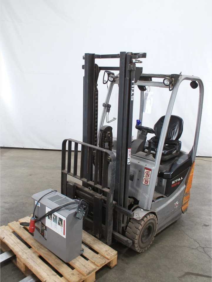 STILL RX50-10C/LiIon - Electrostivuitor: Foto 1 STILL RX50-10C/LiIon - Electrostivuitor: Foto 1