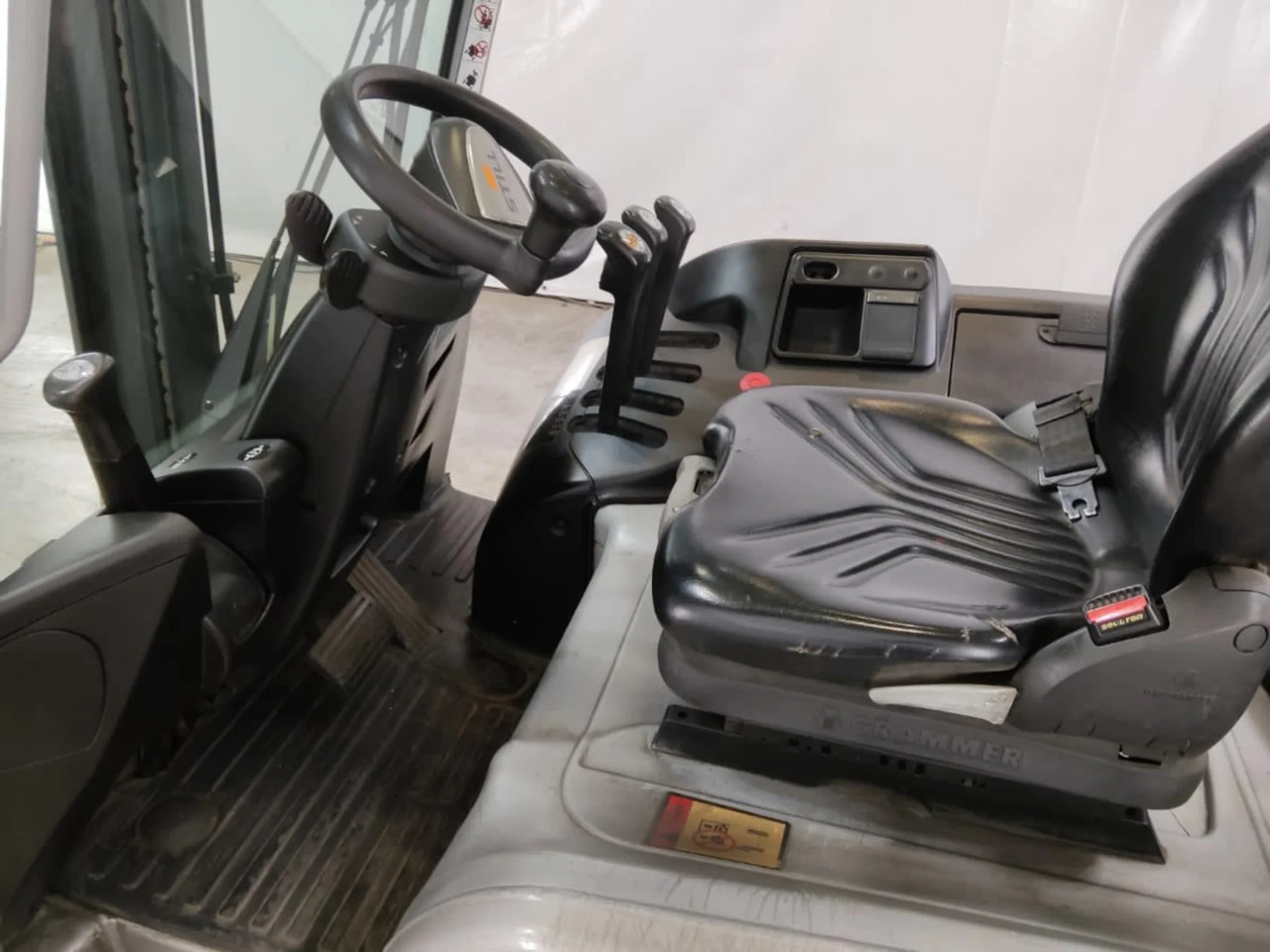 STILL RX60-30 - Electrostivuitor: Foto 3 STILL RX60-30 - Electrostivuitor: Foto 3