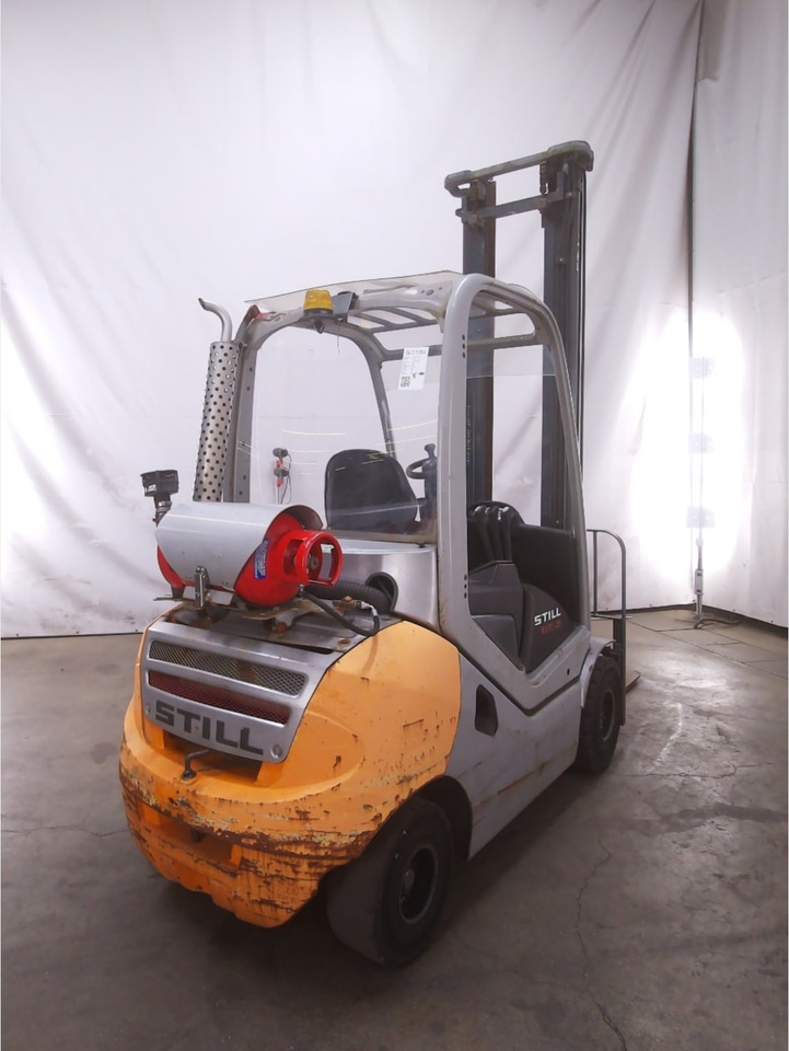 STILL RX70-25T - Stivuitor GPL: Foto 2 STILL RX70-25T - Stivuitor GPL: Foto 2