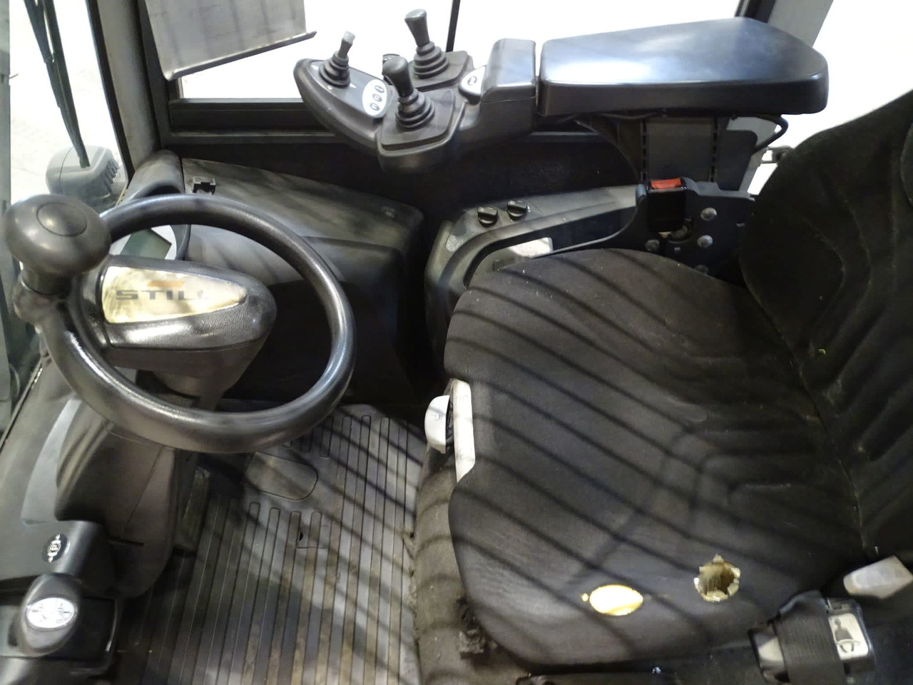 STILL RX70-50/600 - Stivuitor diesel: Foto 4 STILL RX70-50/600 - Stivuitor diesel: Foto 4