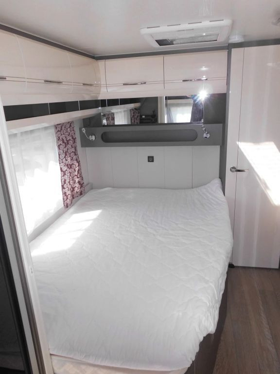 Leasing de  Hobby Excellent 495 WFB Mover, Autark, Combi 6E 1800KG Hobby Excellent 495 WFB Mover, Autark, Combi 6E 1800KG: Foto 6