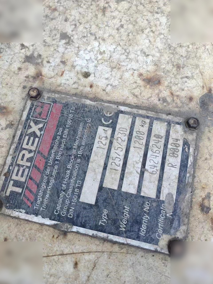 Macara tot teren 2009 DEMAG AC 350-1: Foto 14 Macara tot teren 2009 DEMAG AC 350-1: Foto 14