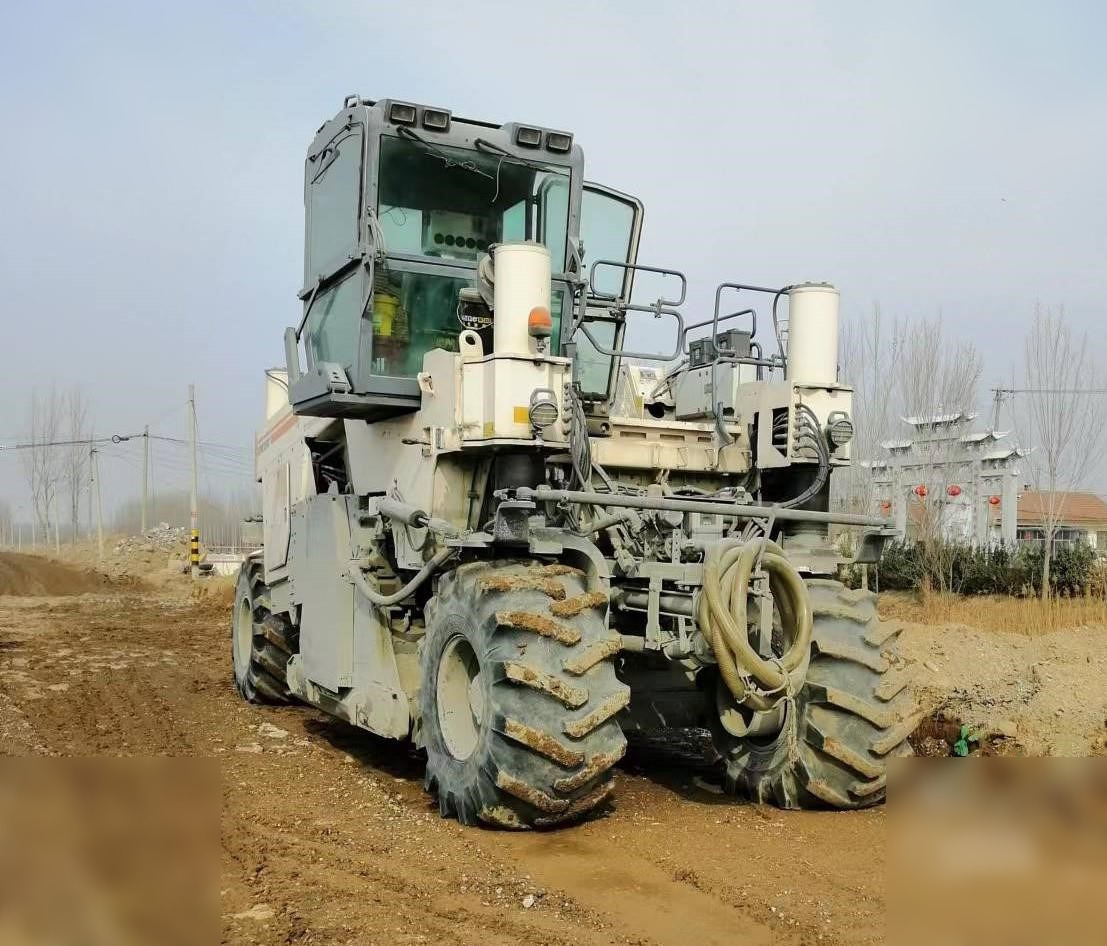 2010 WIRTGEN WR2500S - Stabilizator de sol: Foto 3 2010 WIRTGEN WR2500S - Stabilizator de sol: Foto 3